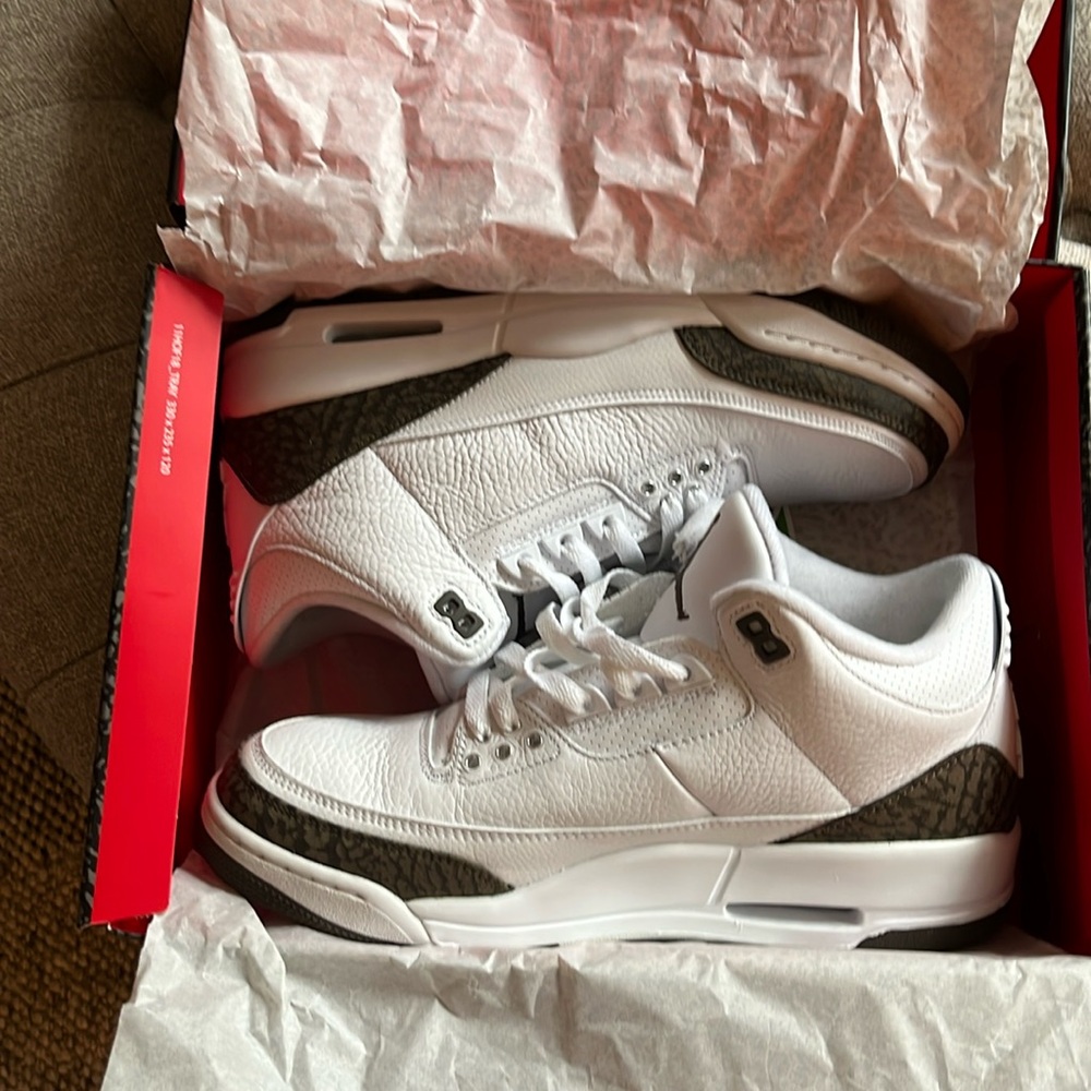 Brand New Nike Jordan Cement 3 Retro White/Mocha (2018)